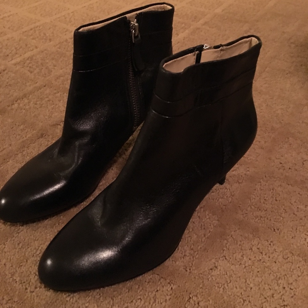 Nine West Ankle booties